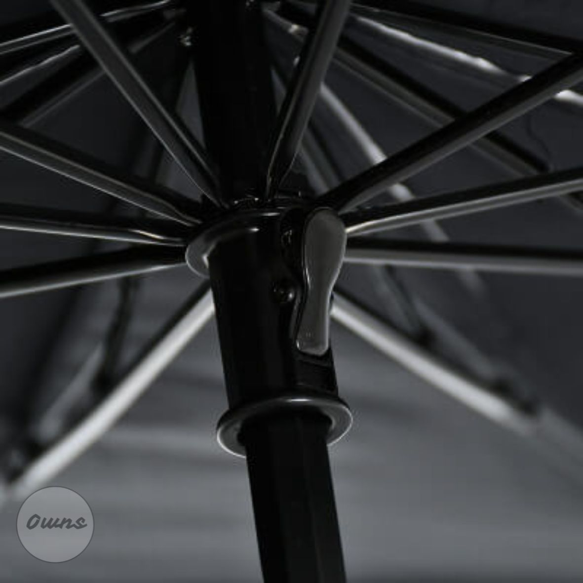 Parasol CoolDrive™ – Mantén tu auto y tus viajes siempre frescos